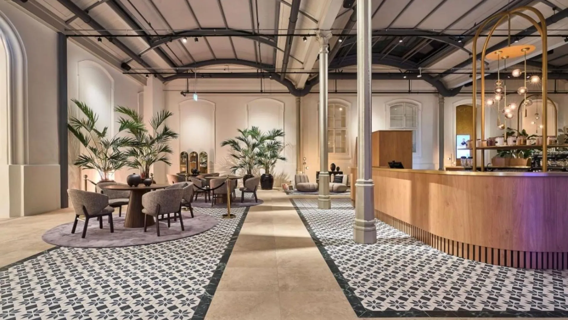 Wilde Aparthotels Vienna Alte Post 0*,  Austria