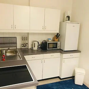 The Barts Center - Self Check-in Apartment