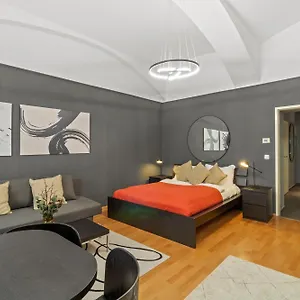  דירה Augarten Residences