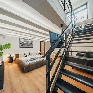 Center Lofts Hotel apartamentowy