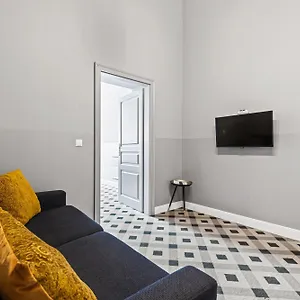Kh Opera Aparthotel